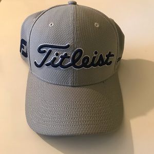NEW Titleist Men's Tour Performance Golf Hat